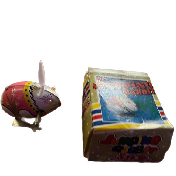Vintage Jumping Rabbit with Original Box - Picture 4 of 4